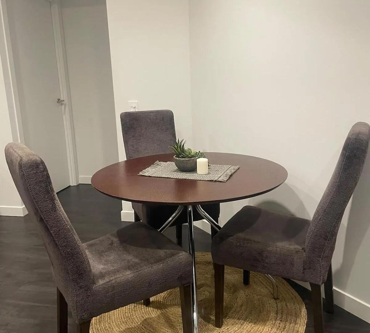 Best Riverview 1 Bed Luxury Apartment Brisbane
